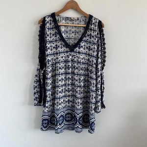 Roxy blue eyelet‎ dress open bell sleeves